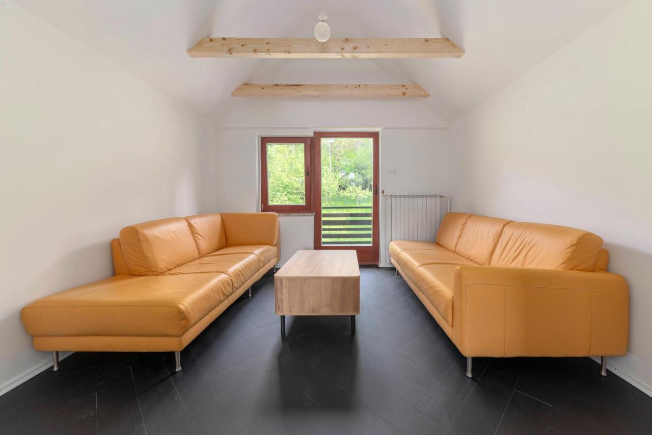 Appleby Apartments Kersnik ボーヒニ エクステリア 写真
