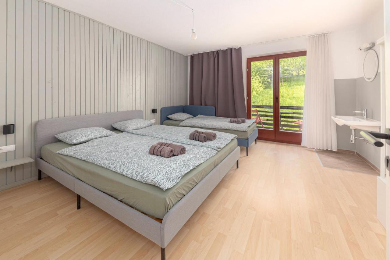Appleby Apartments Kersnik ボーヒニ エクステリア 写真