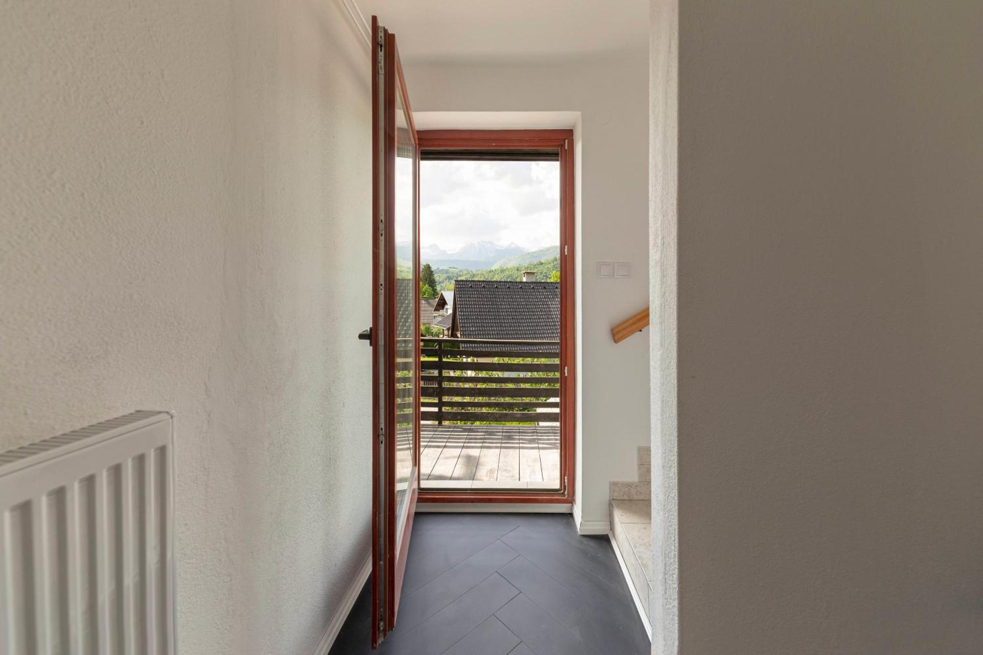 Appleby Apartments Kersnik ボーヒニ 部屋 写真